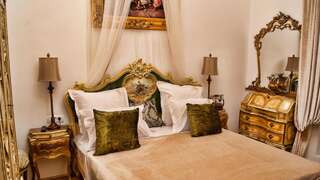 Отель Conacul Coroanei Luxury Boutique Hotel Бухарест Номер Делюкс-9