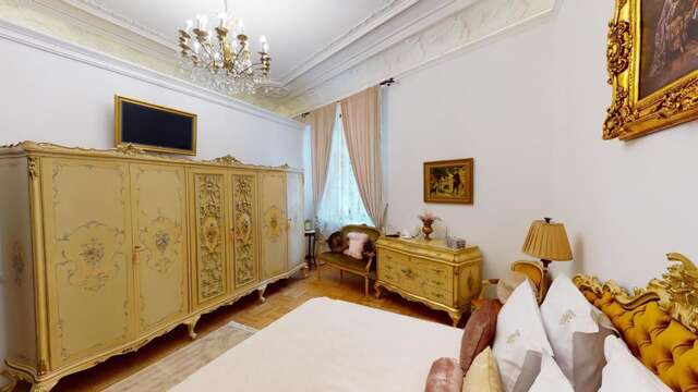 Отель Conacul Coroanei Luxury Boutique Hotel Бухарест-43
