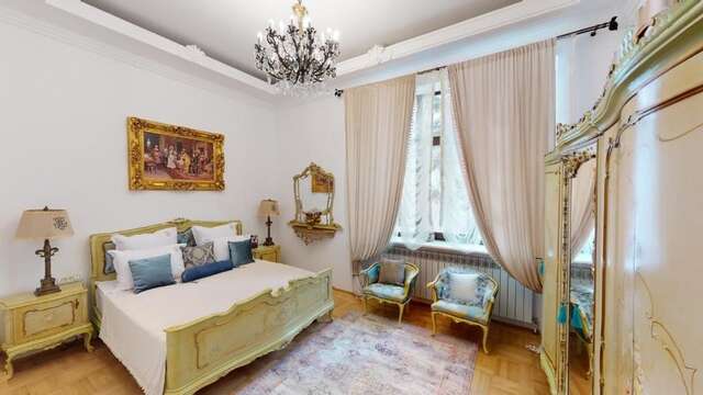 Отель Conacul Coroanei Luxury Boutique Hotel Бухарест-60