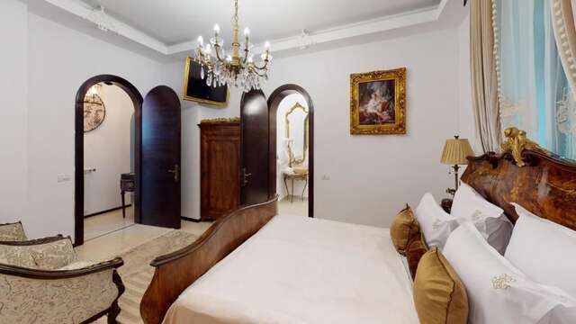 Отель Conacul Coroanei Luxury Boutique Hotel Бухарест-75